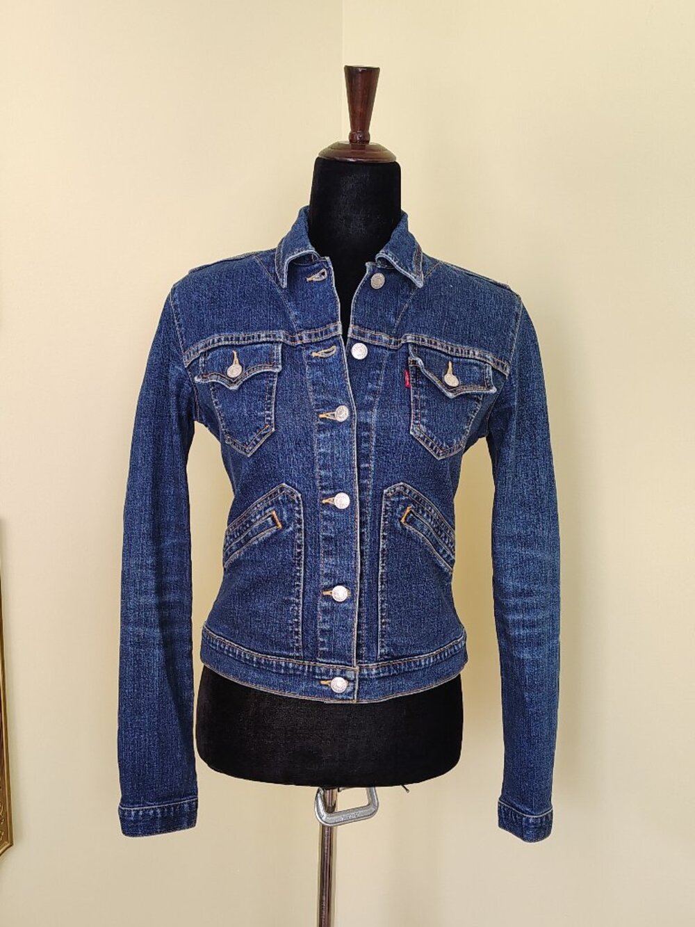 Vintage 2003 Women's Dark Wash LEVI'S Denim Jean Button Up Jacket - Sm. Jr.